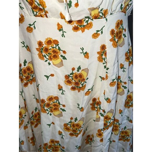 Sunflower Puff Sleeve Dress (Med) - Picture 6 of 9